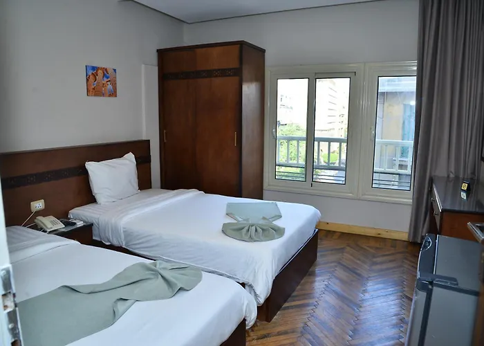 Miramar Evergreen Hotel